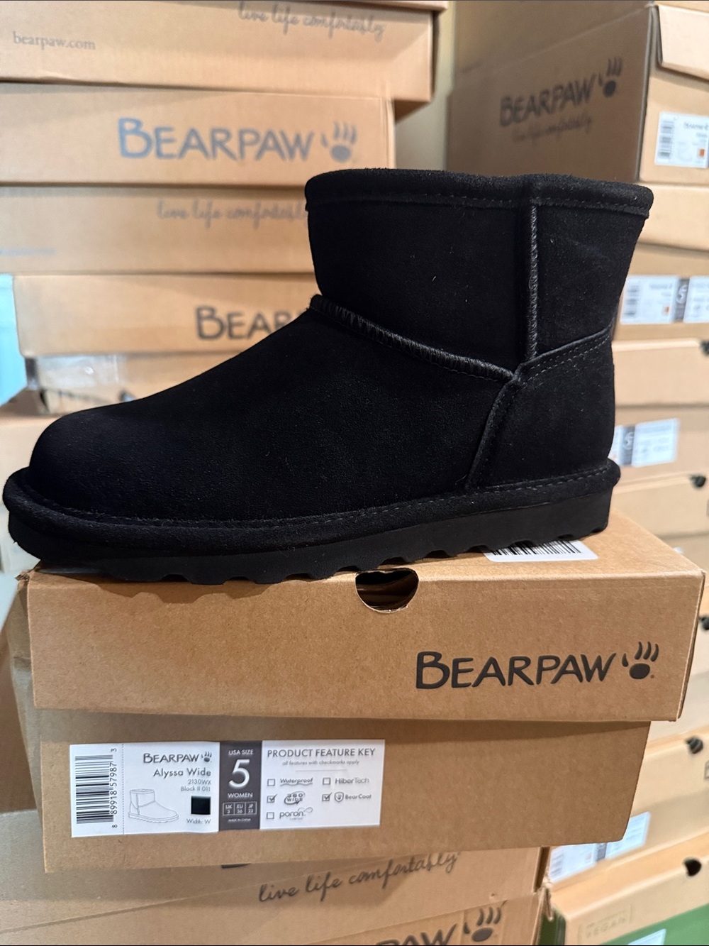 Bearpaw Alyssa wide black Boots